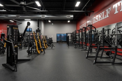 Brantford World Gym Equipment and Vehicles