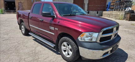 2017 RAM 1500 ST